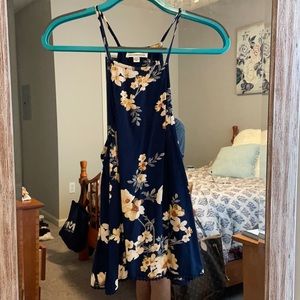 American Eagle floral tank top